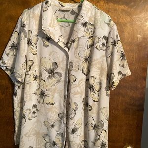 Woman’s dress top
